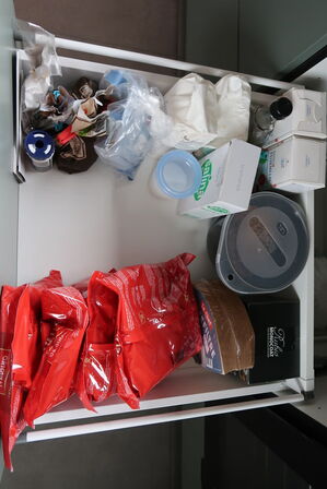 Div. Service, bestik, rengøringsartikler m.m.