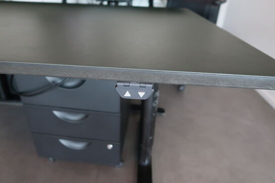 El. hæve/sænke skrivebord uden indhold med skuffemodul