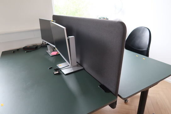 2 stk. computerskærme HP E233, dockingstation LENOVO Hybrid