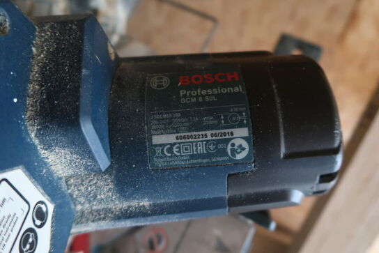 Kap/geringssav BOSCH GCM 8 SJL Professional