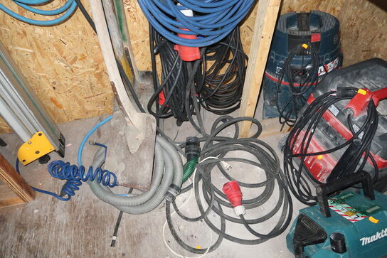 Div. Kraftforlængerledninger m.m.