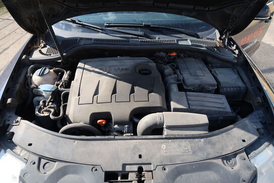 Personbil SKODA Superb Combi 1.6 TDI 105 HK St. (Momsfri)