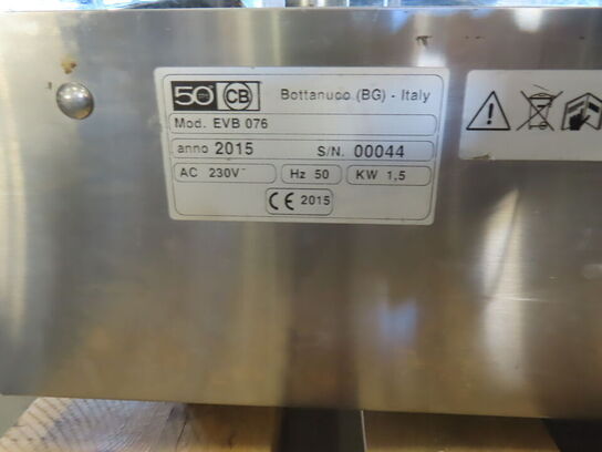 Glasmontre med varme CB EVB076