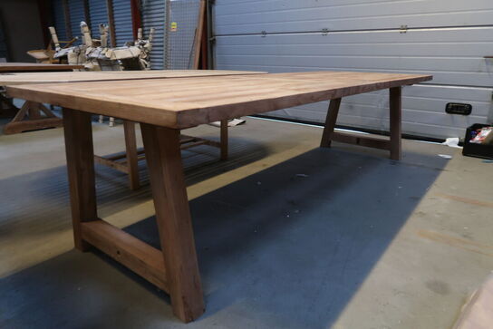 Havebord i teaktræ - 300 cm (Udstillingsmodel)