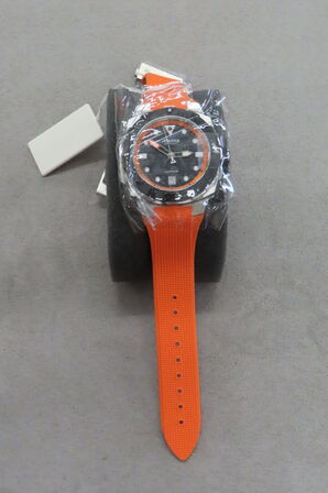 Alpina Automatisk Ur med Orangerem