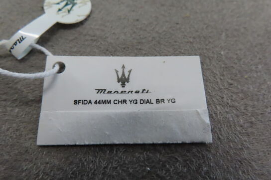 Maserati Herreur Med Guldfarvet Lænke