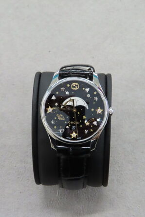 Gucci Ur Med Sort Rem Og Stjernemønster