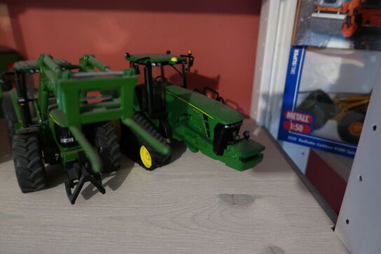 Div. Legetøjslandbrugsmaskiner JOHN DEERE
