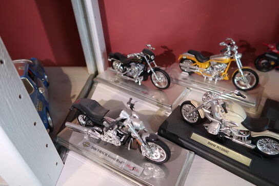 6 stk. legetøjsmotorcykler