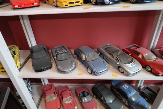 5 stk. legetøjsbiler