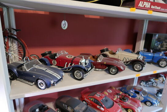 5 stk. legetøjsbiler