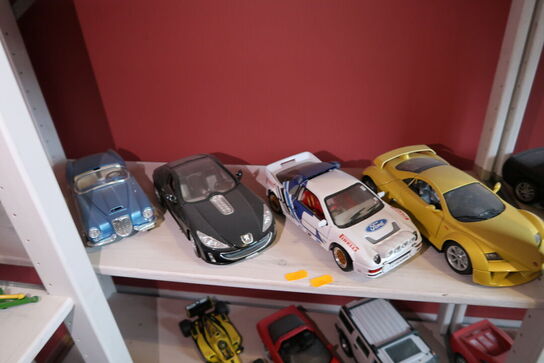 4 stk. legetøjsbiler