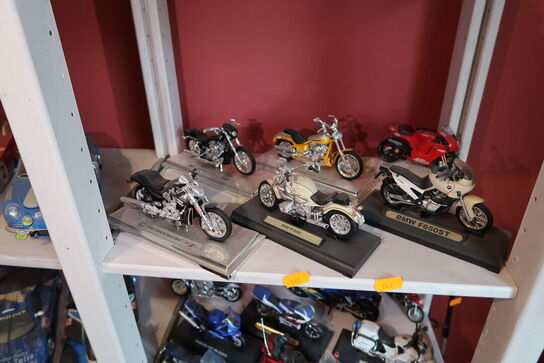 6 stk. legetøjsmotorcykler