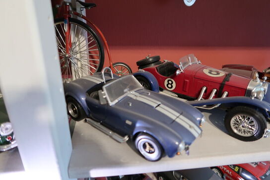 5 stk. legetøjsbiler