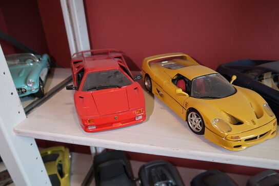 5 stk. legetøjsbiler