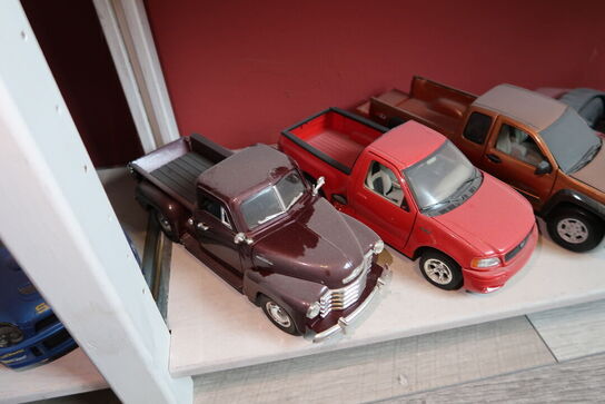 4 stk. legetøjsbiler