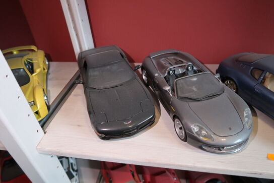 5 stk. legetøjsbiler