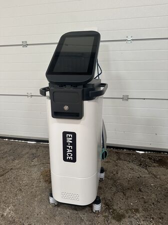 EMFACE Maskine – Ansigtsløft uden nåle (Defekt)