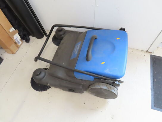 Håndfejemaskine NILFISK ALTO FLOORTEC 480M