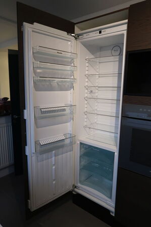 Miele K K37272ID indbygningskøleskab MOMSFRI