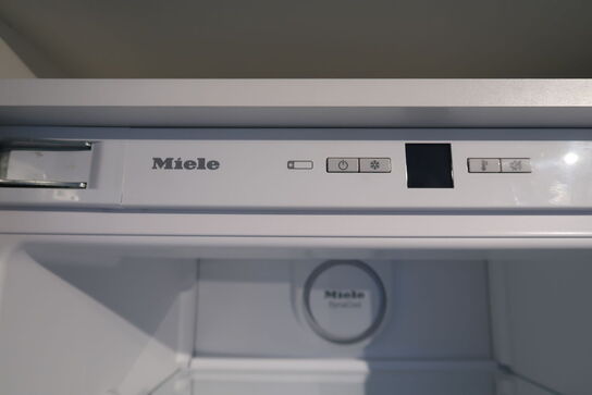 Miele K K37272ID indbygningskøleskab MOMSFRI