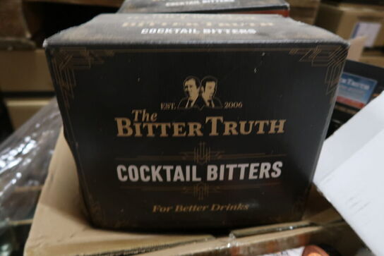 Ca. 200 flasker blandet spiritus m.m.