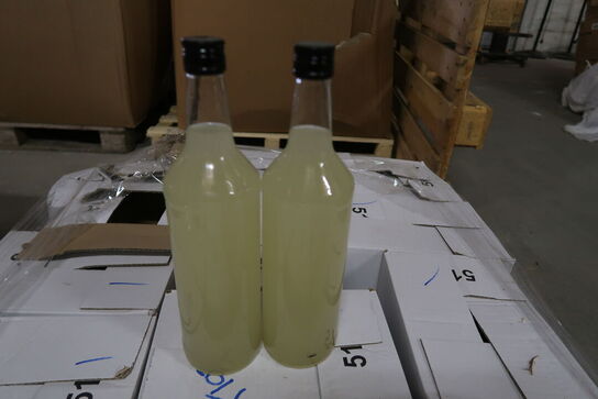 Diverse flasker blandet spiritus