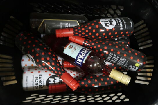 Ca. 200 stk. Diverse flasker spiritus + diverse 30 stk. Shaker