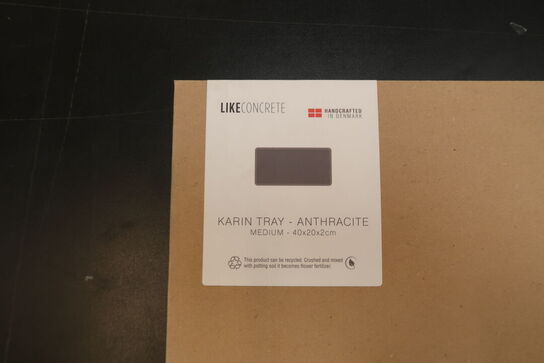 LIKEconcrete Karin bakke mellem antracitgrå