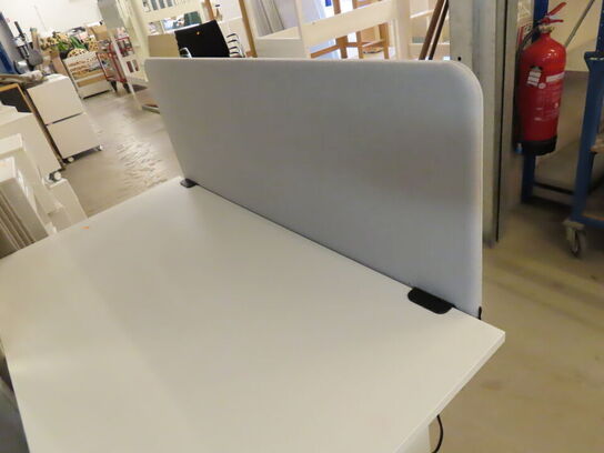 Afskærmning til Skrivebord 140x65 cm.