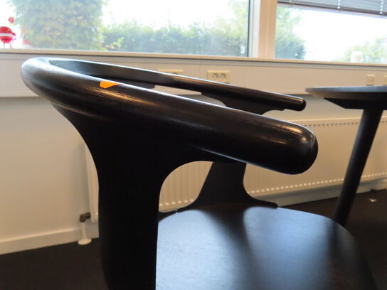 Rundt bord, IN BETWEEN SK4 m. 3 stk. stole, IN BETWEEN SK1