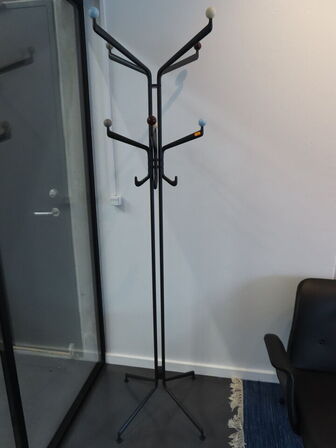 Gaderobestativ, CAPTURE SC77