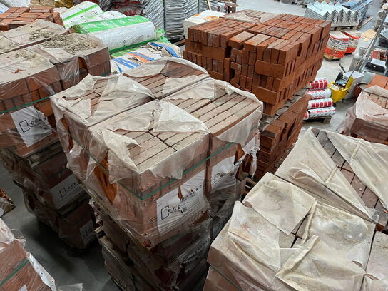 15 x 4 hoveder (15 paller) med Mursten