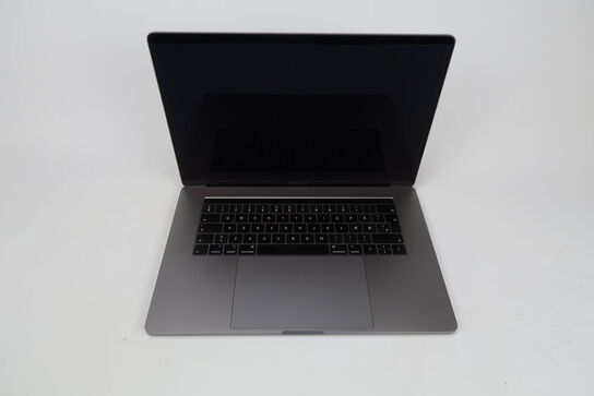 Apple Macbook Pro 15,4"