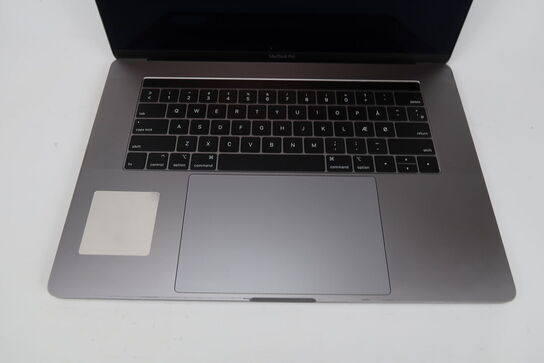 Apple Macbook Pro 15,4"