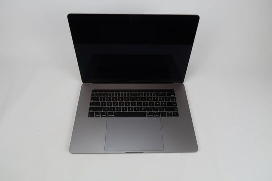 Apple Macbook Pro 15,4"