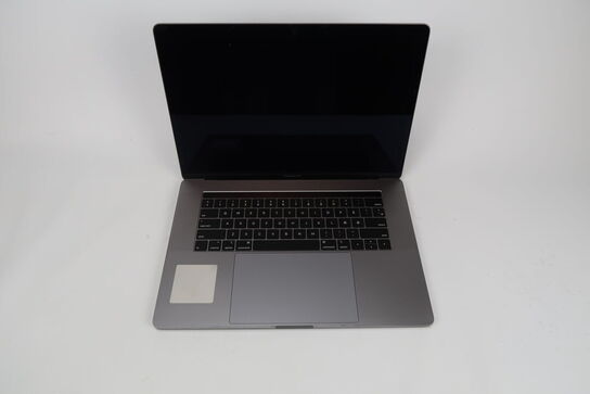 Apple Macbook Pro 15,4"