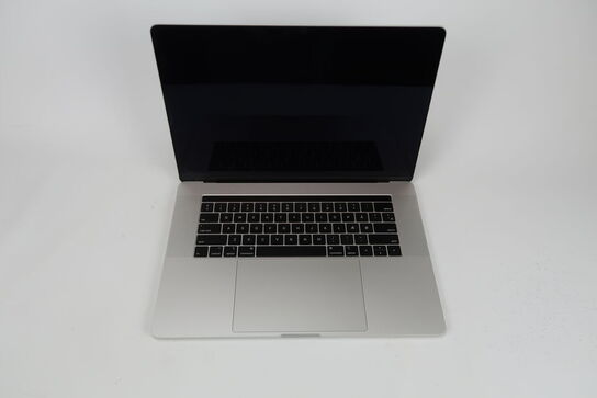 Apple Macbook Pro 15,4"