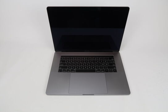 Apple Macbook Pro 15,4"