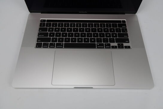 Apple Macbook Pro 16"