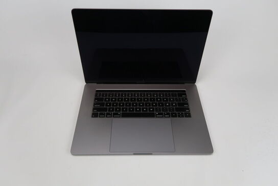 Apple Macbook Pro 15,4"