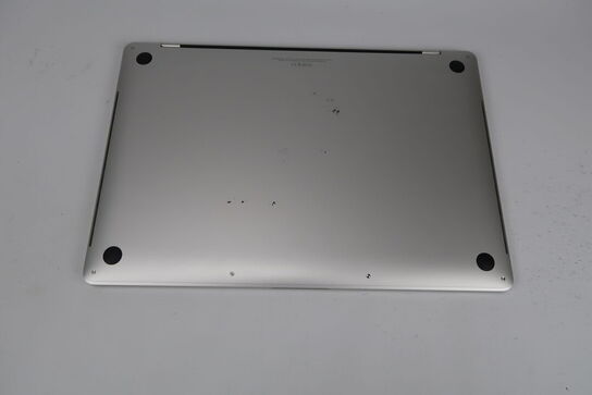 Apple Macbook Pro 15,4"