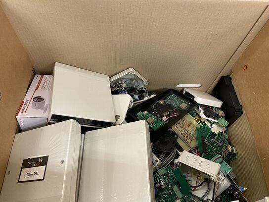 Diverse printerplader og kamera