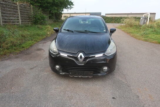 Personbil: RENAULT NY CLIO DCI 90 5D (moms fri)