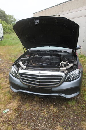 Personbil MERCEDES E200d (momsfri) (uden afgift)