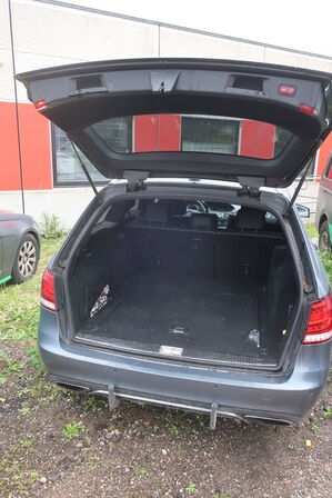 Personbil MERCEDES E220 Bluetec diesel (momsfri) (uden afgift)