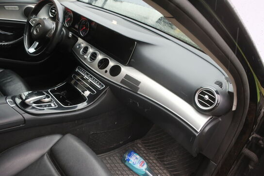 Personbil MERCEDES E200d (momsfri) (uden afgift)