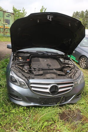 Personbil MERCEDES E220 Bluetec diesel (momsfri) (uden afgift)