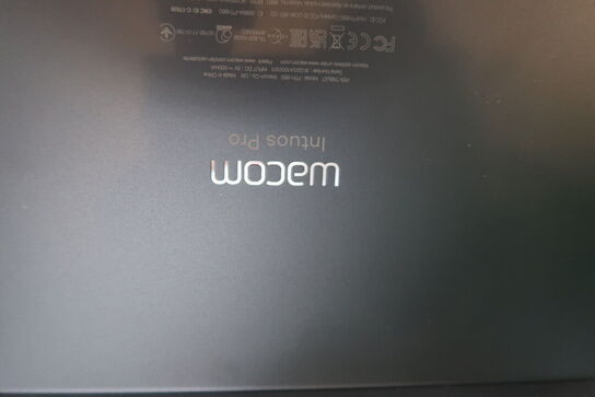 Tegneplade WACOM Intuos Pro