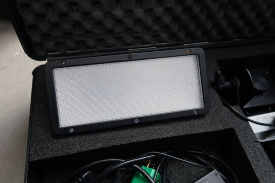 2 stk. LED lamper ARRI LoCaster